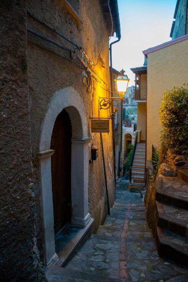 فيلا Palazzo Del Diplomatico بيلمونتي كالابرو المظهر الخارجي الصورة